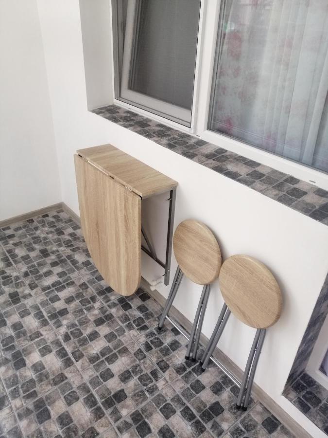 Central City Apartment Bacău Екстериор снимка